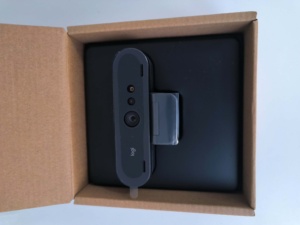 เว็บแคม <span class=keywords><strong>Logitech</strong></span> <span class=keywords><strong>BRIO</strong></span> <span class=keywords><strong>4K</strong></span> USB CMOS มุมกว้าง Ultra HD 1080p พร้อมไมโครโฟน-C1000E (มีสินค้าในสต็อก) - Product Image 3