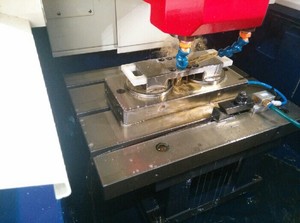 Système de serrage à point zéro A-ONE, 6 centres, mandrin automatique, puissance de serrage 10000N, répétabilité 0,005 mm pour usinage Okuma 4 - Product Image 5