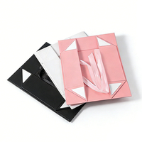 Boîtes cadeaux pliantes en carton ondulé rose luxe sur mesure avec fermeture magnétique