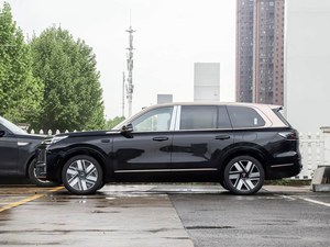 Geely Galaxy M9 PHEV 2026 210 km 4x4 Édition Or Nuit Noire/Noir SUV intermédiaire/grand format pour l'exportation - Product Image 2