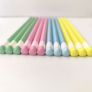 Crayons en bois triangulaires nacrés Macaron HB, finition Dip Top & Dip Ring, boîte de 12 pièces, logo personnalisé accepté, FSC EN71 ISO - Product Image 4