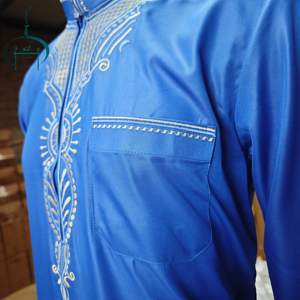 Thobe pour homme à manches longues, tissu en coton de qualité supérieure, broderie personnalisée, commande en gros bienvenue, réduction, bonne qualité - Product Image 3