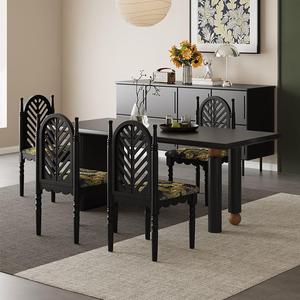 Chaise de salle à manger en bois massif de style vintage français, rembourrée de noir avec motif doré, pour la maison ou les restaurants - Product Image 3