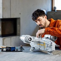 4453 PCS STEM Giant Razor Ship Model DIY Kit pour enfants avec lumières LED avec d'énormes canons de pont et de l'espace