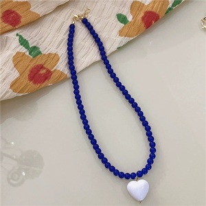 Accesorios de Moda para Mujer, Collar de Cuentas Redondas, Gargantillas de Color Caramelo, Bonito Collar con Colgante de Corazón para Chicas Dulces - Product Image 5