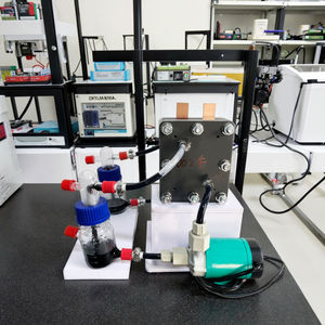 3W Vanadium <span class=keywords><strong>Redox</strong></span> Flow Batterie Experimentelle Ausrüstung 200MW/Cm2 Energie effiziente 80% Auslastung für Labor zwecke - Product Image 5