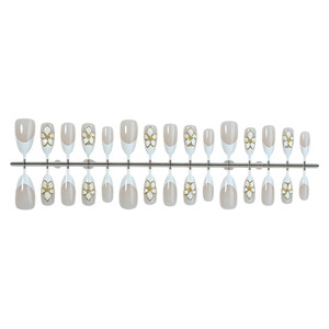 30 pièces en stock – <span class=keywords><strong>Ongles</strong></span> à presser de luxe en forme d'amande, motif fleur de rose 3D, strass, feuille d'or – <span class=keywords><strong>Faux</strong></span> <span class=keywords><strong>ongles</strong></span> haut de gamme pour l'<span class=keywords><strong>hiver</strong></span> - Product Image 2