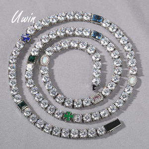 Collier de chaîne de tennis en zircon cubique avec des accents de <span class=keywords><strong>croix</strong></span> d'opale de gemme verte bleue et <span class=keywords><strong>rose</strong></span> en laiton pour femmes et hommes - Product Image 1