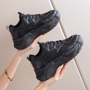 2024 di alta qualità primavera nuova moda in bianco e nero sport per le studentesse casual <span class=keywords><strong>scarpe</strong></span> da <span class=keywords><strong>donna</strong></span> - Product Image 4