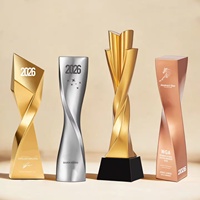 Trofeos Creativos Irregulares de Oro, Plata y Bronce 2026, Diseño Personalizado de Alta Gama, Trofeo de Resina Bañado en Oro