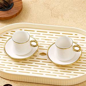 Ensemble de 6 tasses et soucoupes en céramique, ensemble de tasses et soucoupes à café plaquées or - Product Image 4