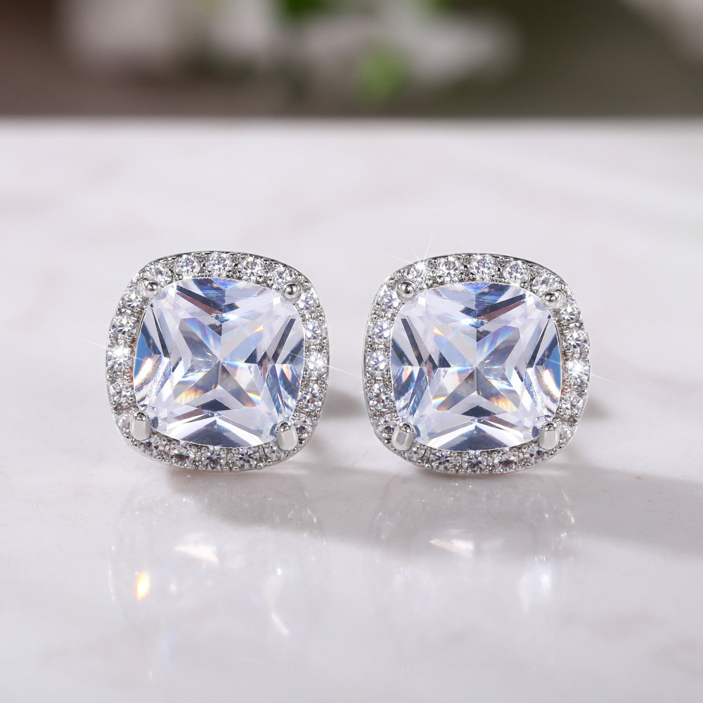 E1047 white gold