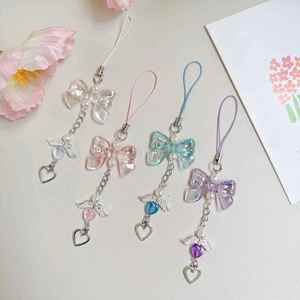 Colgante de PVC ligero con diseño de lazo y corazón de colores para teléfono, llavero, cordón o bolso - Product Image 1