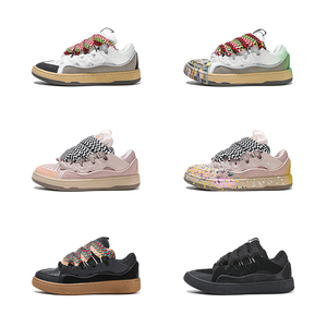 Мужские и женские утолщенные кроссовки с граффити для пар, повседневные кеды на толстой подошве, модные, с сетчатой подкладкой - Product Image 1