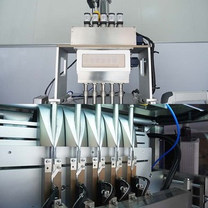 Machine d'emballage automatique multi-voies pour sachets de poudre de protéines et de lait en poudre 2g 8g 10g - Product Image 4