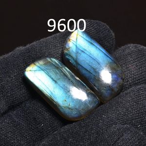 Par de gemas de labradorita natural de más de 47 quilates, forma irregular azul, para la elaboración de joyas - Product Image 3