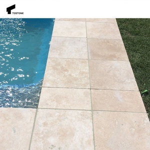 Bordatura <span class=keywords><strong>in</strong></span> Travertino Durevole Tostone per Piscine, Terrazze e Passerelle Esterne - <span class=keywords><strong>Pietra</strong></span> per Pavimentazione Grigia Premium - Product Image 4