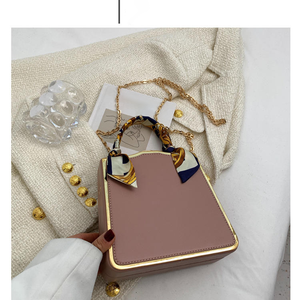 Latest design, fashionable style, designer bags, luxury handbags, women's tote bags. - Product Image 3