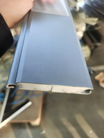 Porte de garage pour villa/maison avec 80 lames en alliage d'aluminium double couche de type 80 avec mousse PU, LED, rideau lumineux de sécurité et airbag