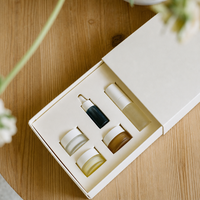 Emballage cosmétique personnalisé, nouveau design 2026, emballage durable pour soins de la peau, coffret cadeau de parfum, boîtes rigides en papier avec insert en mousse
