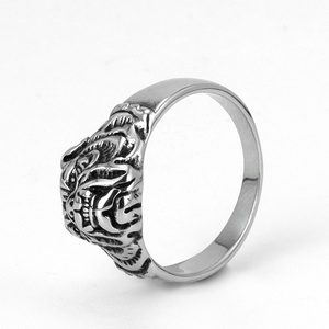 Zoryn <b>Silver</b> Tone Stainless Steel Bulldog Head <b>Ring</b> with Embossed Detail Vintage Bold <b>Men</b> Jewelry Ideal for Daily Stylish Wear - Product Image 4