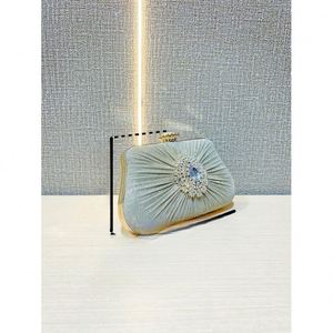 Kadınlar için Debriyaj Çanta Gece Çantası Düğün ve Parti için Yapay Elmas Zincirli Balo Parıltılı Çanta - Product Image 5