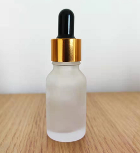 Flacon compte-gouttes transparent, givré, ambré ou bleu de 5 ml, 10 ml, 15 ml, 30 ml avec col de 18 mm, couvercle doré et bouchon en caoutchouc - Product Image 5
