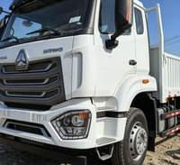 Camion de fret SINOTRUK HOWO 6X4, camion lourd, livraison directe d'usine, capacité de charge élevée pour le transport de marchandises en vrac sur de longues distances