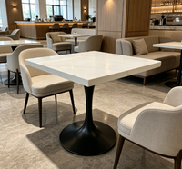 Table d'appoint carrée avec plateau en pierre et base en métal noir, mobilier personnalisé, table basse moderne pour chambre d'hôtes