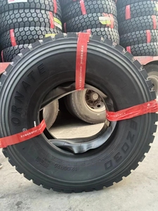Nouveaux pneus de camion lourd chinois 11r 22.5 24.5 Radiaux - Haute qualité - Product Image 3