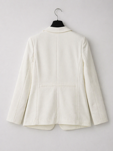 Blazer blanc cintré avec col à revers classique, manches longues, veste formelle minimaliste, blazer cintré élégant de qualité supérieure - Product Image 3
