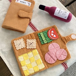 Tapis de Sniffing pour <span class=keywords><strong>Chien</strong></span> en Forme de Livre de Menus Mignon, Jouet Interactif de Détectation d'Aliments Cachés, Entraînement Olfactif, Puzzle en Peluche Douce pour Animaux de Compagnie - Product Image 2