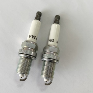 Suku Cadang Mesin Asli EA888 GEN 3 Busi 06Q905601D untuk AUDI A4L A6L Q3 Q5 C6 VW Talagon Tuang Passat Golf Tharu Viloran - Product Image 2