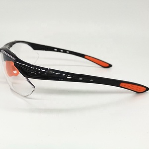 Gafas de Seguridad con Lentes de PC y Montura de PC para Protección Ocular, Previenen Riesgos en la Construcción y Tiro - Product Image 3