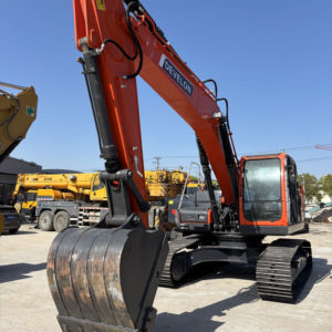 Buena calidad usado Develon DX225 excavadora sobre orugas Doosan Motor Gearbox 22,5 toneladas bajas horas de combustible eficiente para la construcción - Product Image 1