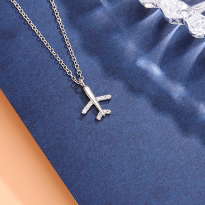 Collar con colgante de avión de Zirconia cúbica simple, collar con forma de avión de circón de lujo para <span class=keywords><strong>mi</strong></span> <span class=keywords><strong>hija</strong></span> - Product Image 4