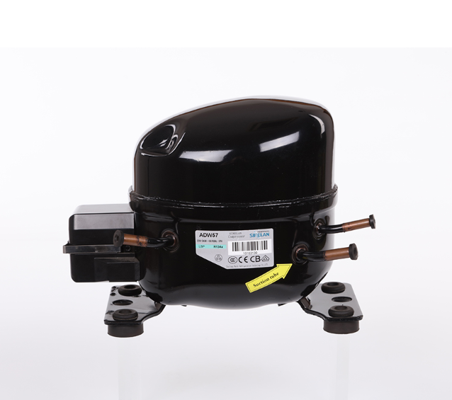 Low Back Pressure 1/3hp Compressor Refrigerant R134/R404 Refrigerator Compressor