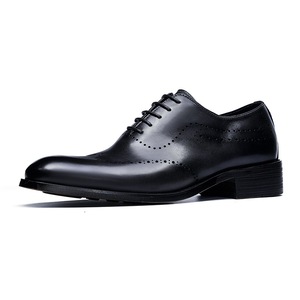 Chaussures plates décontractées et habillées pour hommes en cuir véritable respirant, légères, antidérapantes, idéales pour les affaires et les mariages en extérieur - Product Image 1