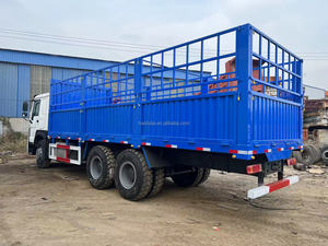Howo Sinotuck 6x4 Used Fence <strong>Cargo</strong> <strong>Trucks</strong> 25Ton for Transporting Animals - Product Image 4