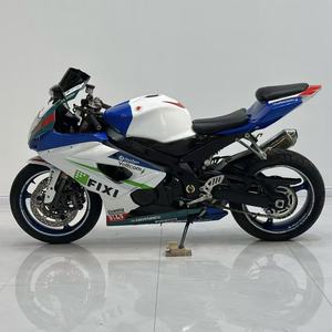 <span class=keywords><strong>Suzuki</strong></span> <span class=keywords><strong>GSX</strong></span>-R1000: Moto Sportiva Pura con DNA da Corsa, Usata, per Crociere - Product Image 3