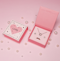 Boîte à bijoux portable pour la Saint-Valentin avec couvercle rabattable romantique pour les couples, thème rose, boîte rigide pour montre