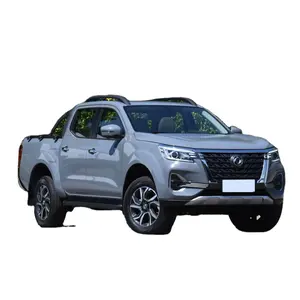 Dongfeng Rich 7 170 HP Diesel Pickup Truck 4x4 Dual Box Venta caliente y con asientos de cuero interiores claros y oscuros