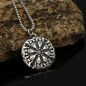 Yunnique – collier avec pendentif Viking Odin en acier inoxydable, Design géométrique, Style rétro, bijoux à la mode pour hommes, cadeau, chaîne de 60cm - Product Image 3