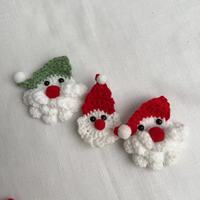 Broche Père Noël tricotée à la main en fil de polyester, pince à cheveux, cadeau créatif et décoration, fabriqué en Chine