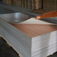 Panneaux décoratifs muraux en cristal de carbone, panneaux muraux décoratifs intégrés en fibre de bois de bambou et placage de bois