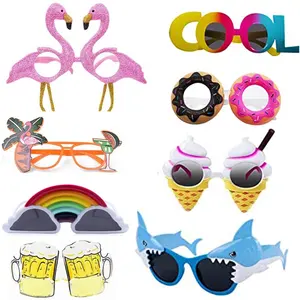 Venta al por mayor Hawaiano divertido gafas de fiesta de verano suministros Flamingo bebidas playa los suministros decoración fiesta gafas de sol