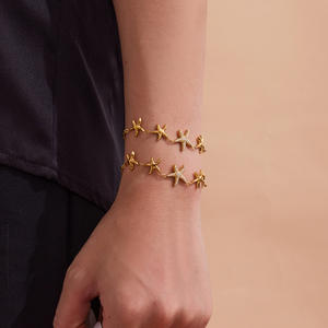 18k असली सोने की स्टारफिश डायमंड गहने सेट, फैशनेबल समुद्र तट छुट्टी शैली स्टेनलेस स्टील गहने जो फीका नहीं होगा - Product Image 4