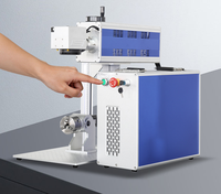 Cette machine de marquage laser CO2 de type split est disponible en plusieurs niveaux de puissance et convient au cuir, au bois et à l'acrylique.