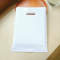 Sacs en PE roses découpés à la forme avec poignée, sacs de courses jetables en plastique pour boutiques, magasins de détail, emballage pour sous-vêtements et lingerie