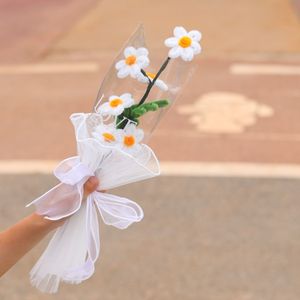 Bouquet de fleurs torsadées, savon artisanal prêt à l'emploi, soie, matériel DIY, cadeau parfait pour un anniversaire ou une remise de diplôme pour votre petite amie - Product Image 4
